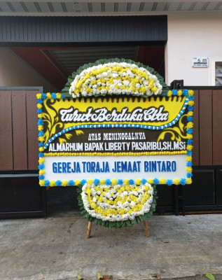 Papan Bunga Duka di Bawen